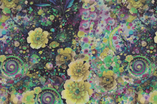 Stoff mit Blumen, Kreisen, Spiralen in Grün, Lila