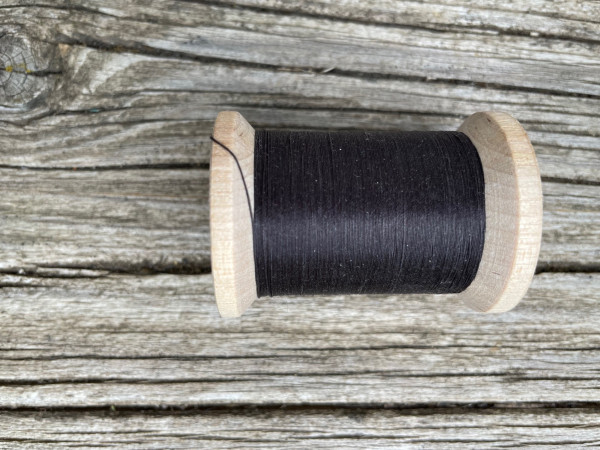 Yli Handquiltgarn Black