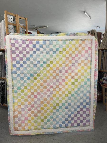 Materialpackung für Top Kleiner Regenbogenquilt 147 x 167 cm